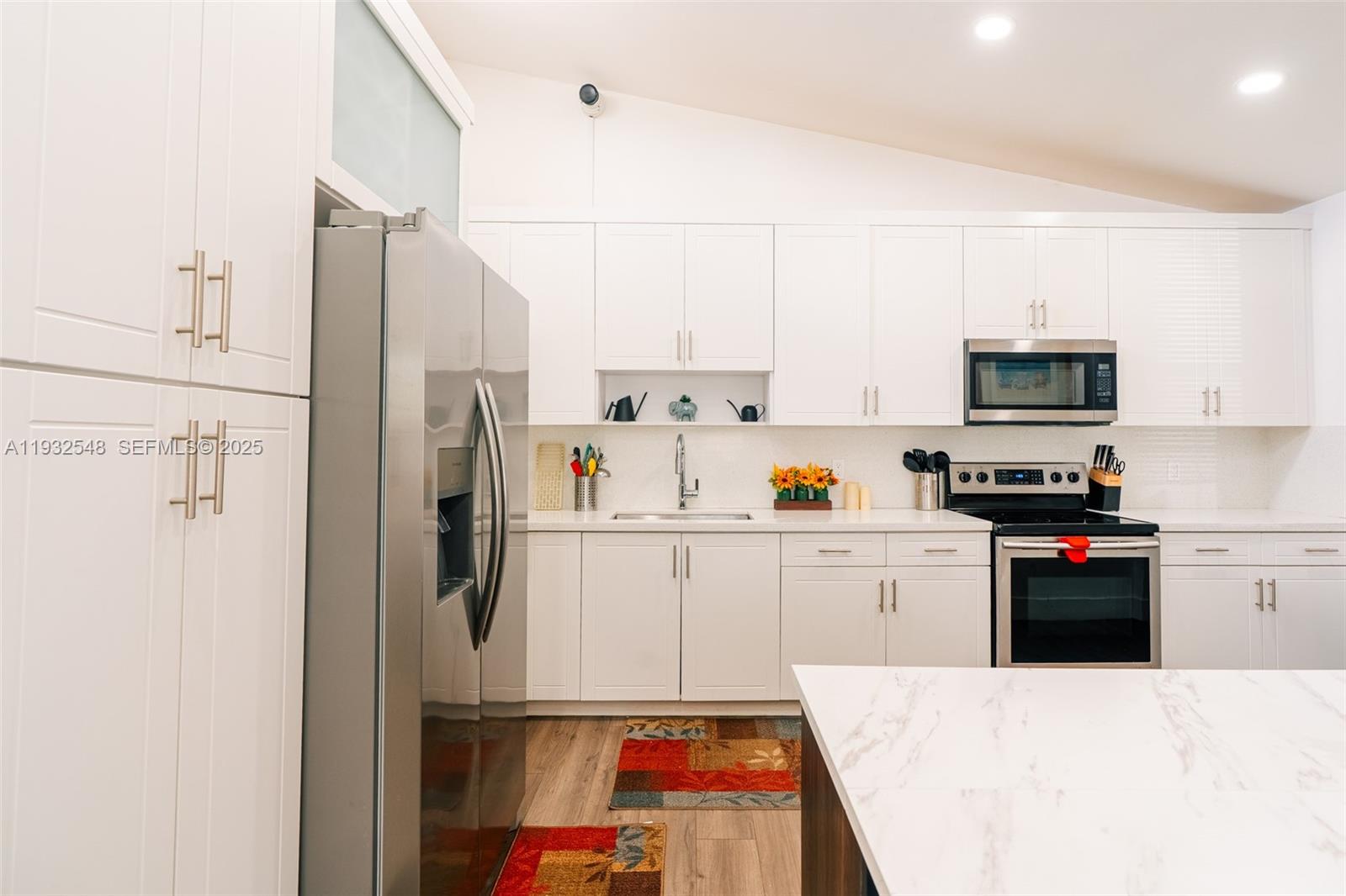 ARCOLA GARDENS - Residential