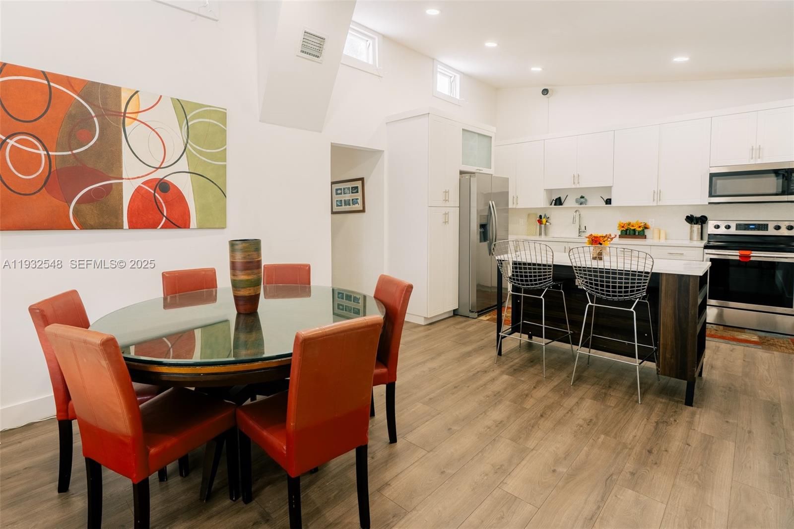 ARCOLA GARDENS - Residential