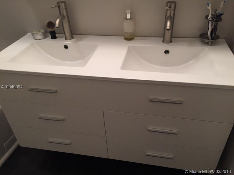 Blue Lagoon Condo - Residential Lease