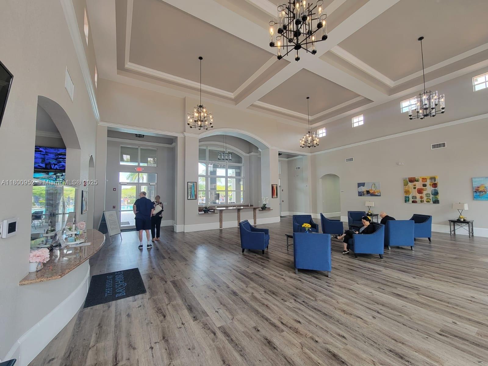 LAKES BY THE BAY AMBER - Residential Lease