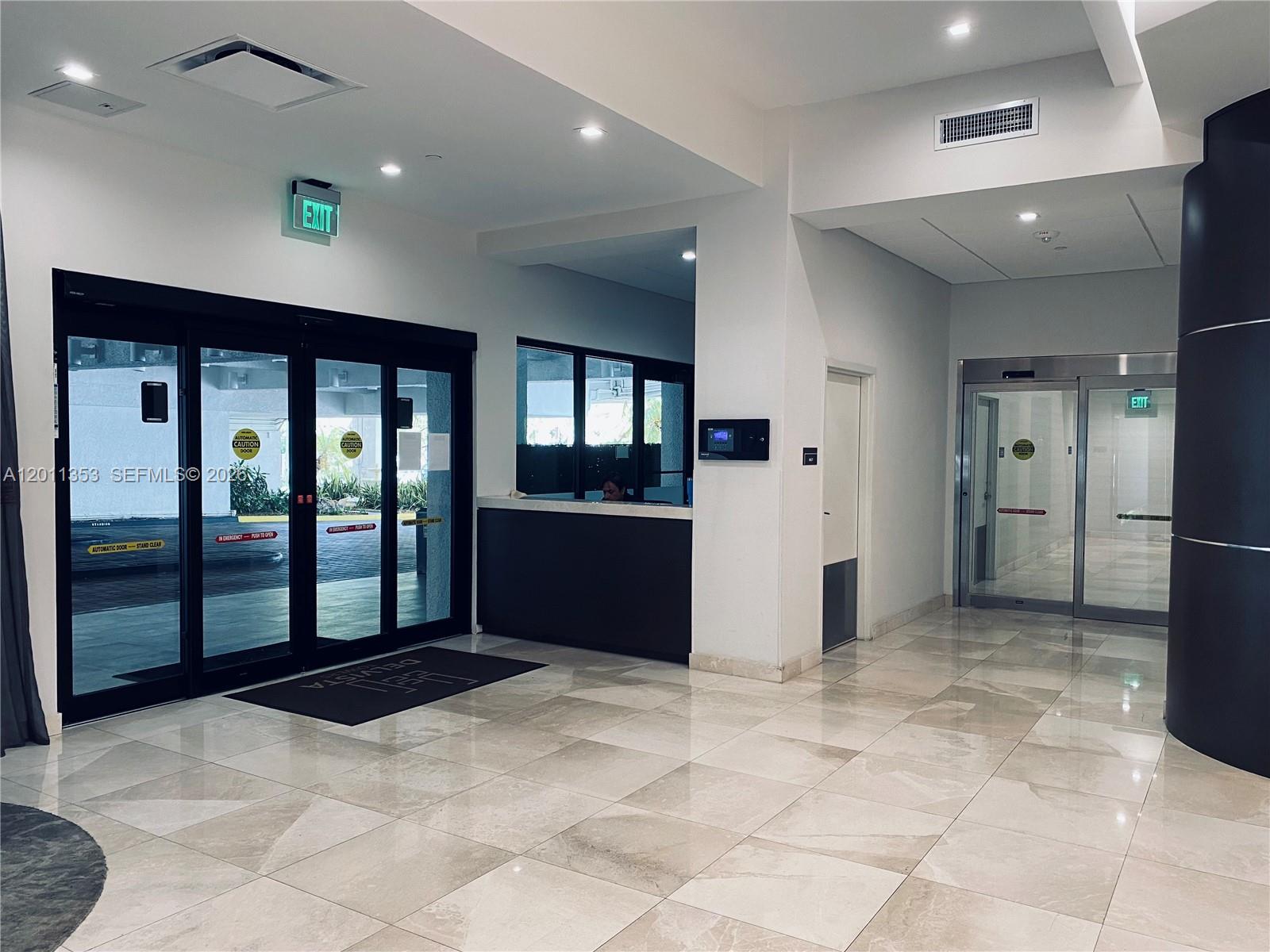 20225 NE 34th Ct 1111