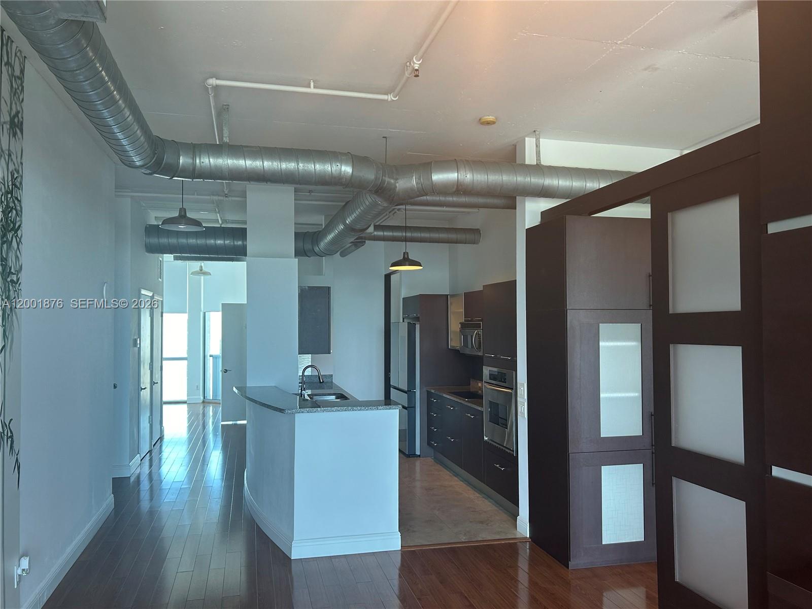 UPTOWN MARINA LOFTS CONDO - Residential Lease