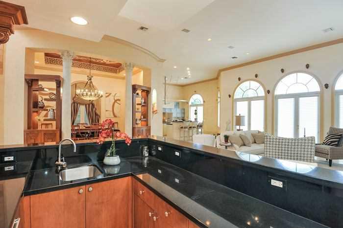 ISLAND ESTATES - Residential