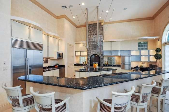 ISLAND ESTATES - Residential