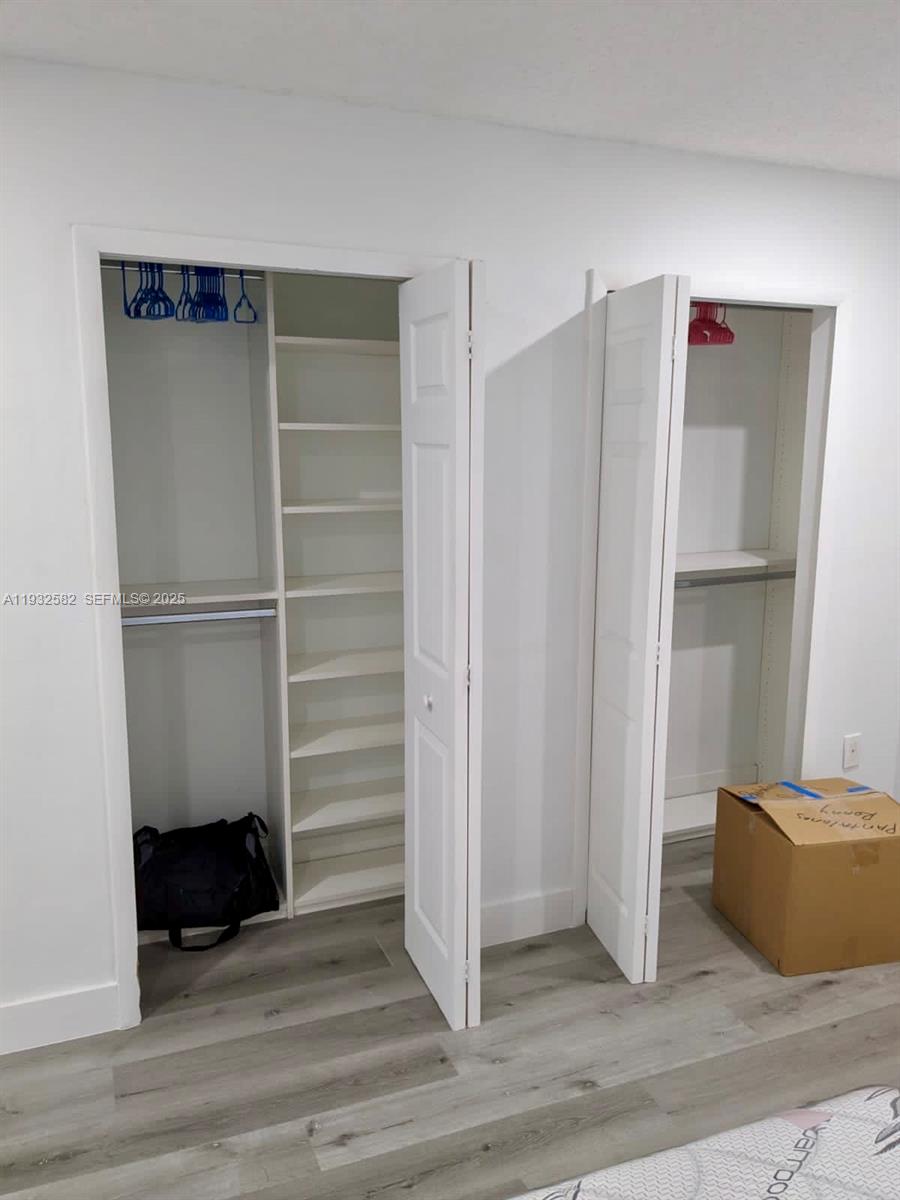 EL PRADO XIII CONDO - Residential Lease