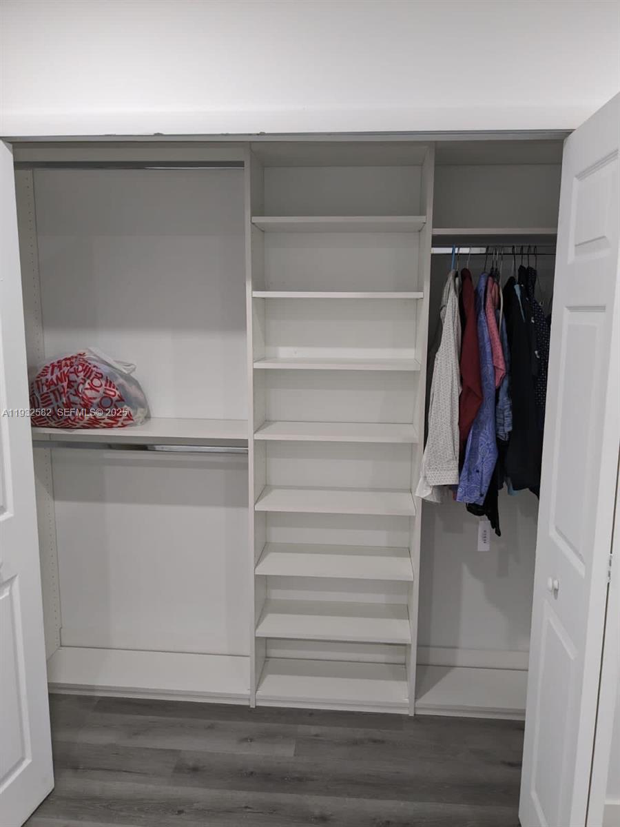 EL PRADO XIII CONDO - Residential Lease