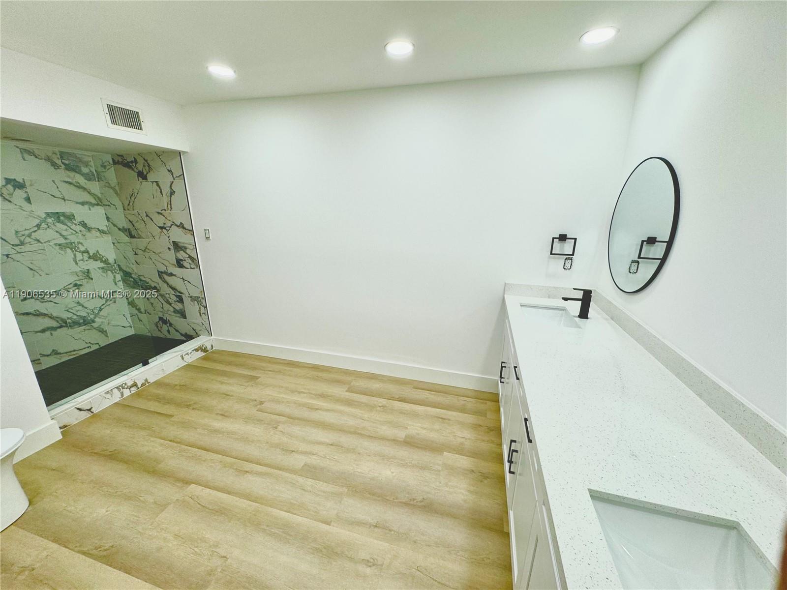 MIAMI LAKES WINDMILL GATE - Residential Lease