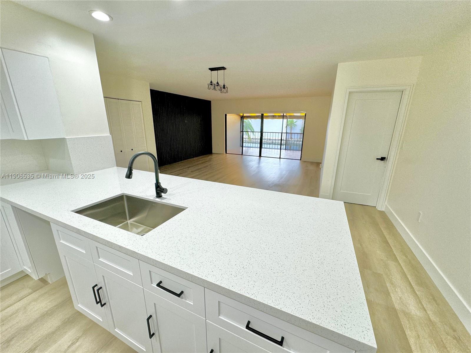 MIAMI LAKES WINDMILL GATE - Residential Lease