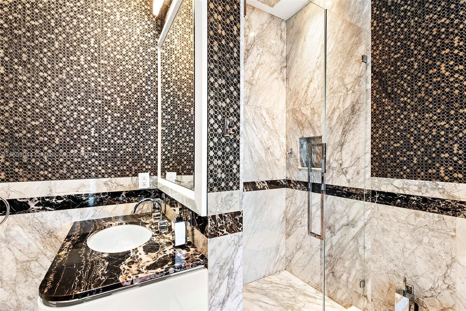 GOLDEN BEACH SEC E - Residential Lease