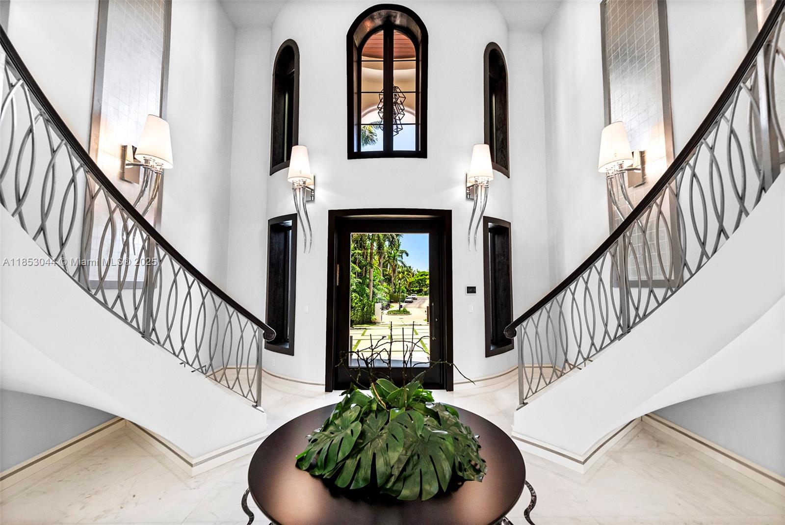 GOLDEN BEACH SEC E - Residential Lease
