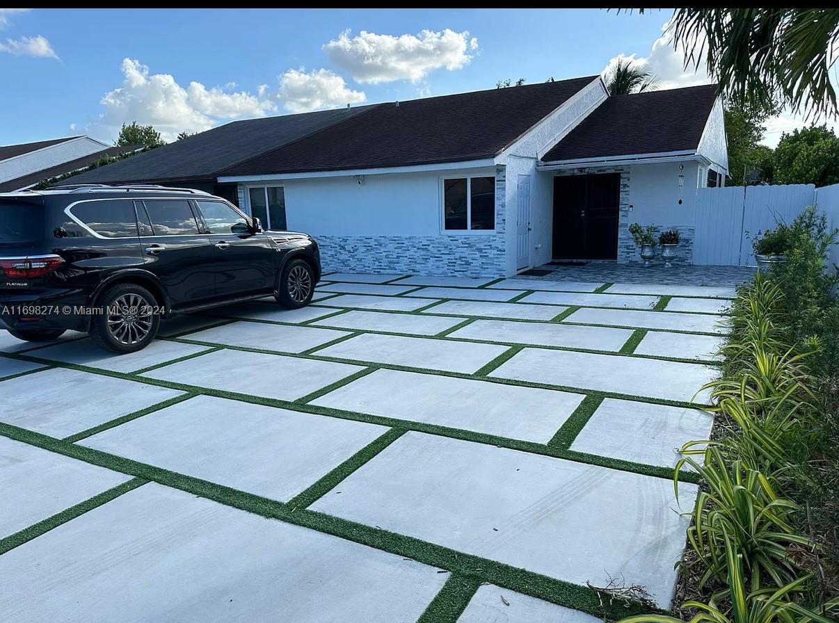 CORAL WAY MANSIONS CONDO - Residential
