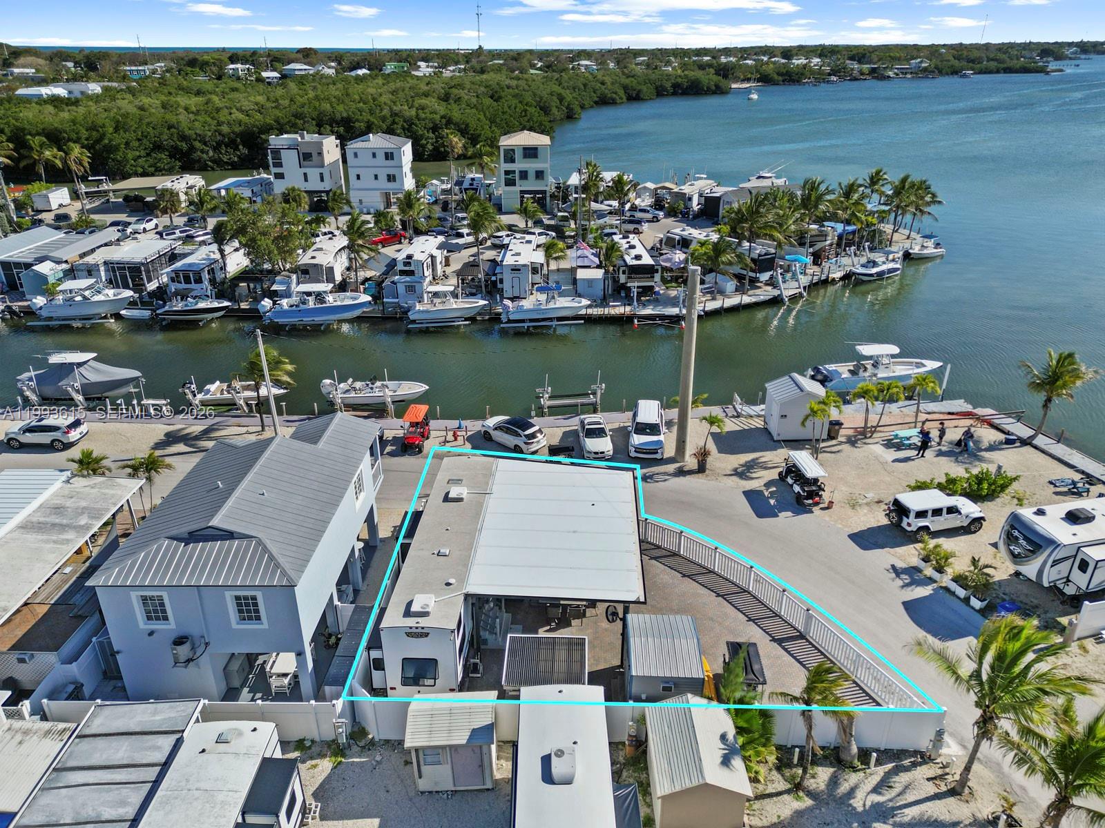 CALUSA CAMPGROUND - Residential