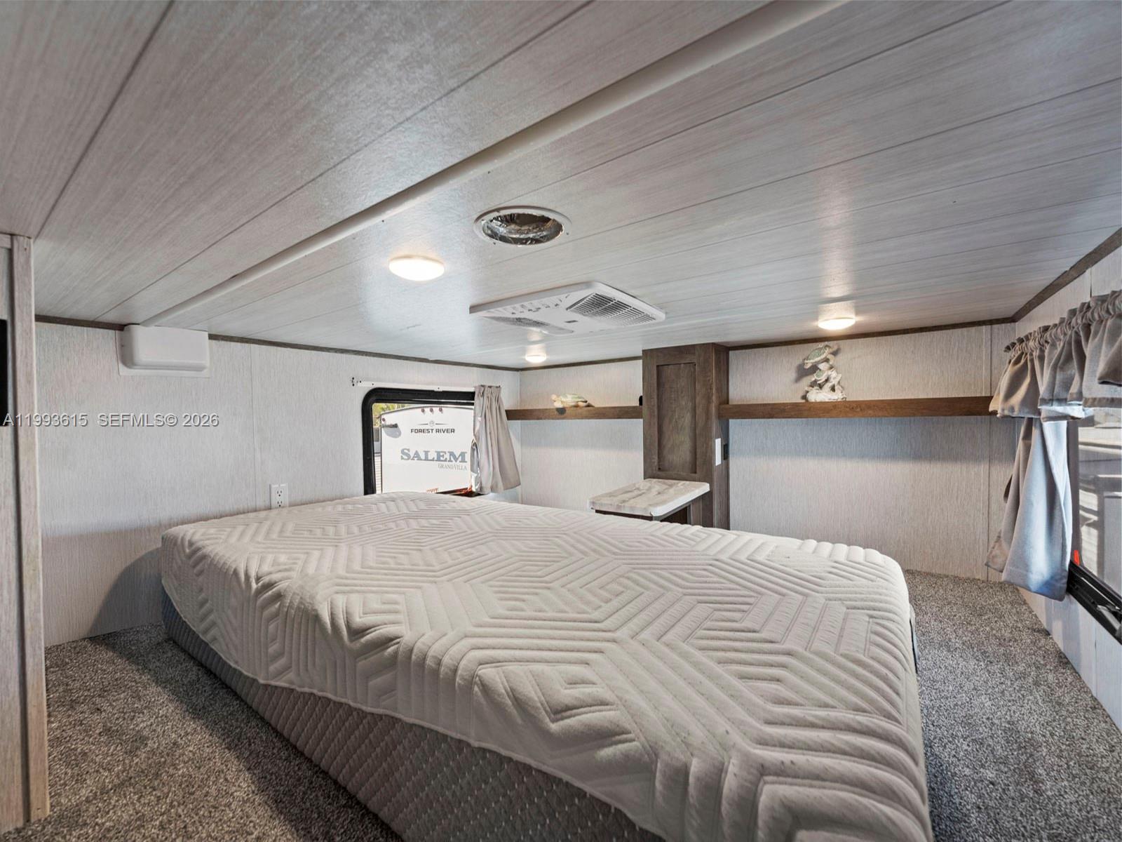 CALUSA CAMPGROUND - Residential