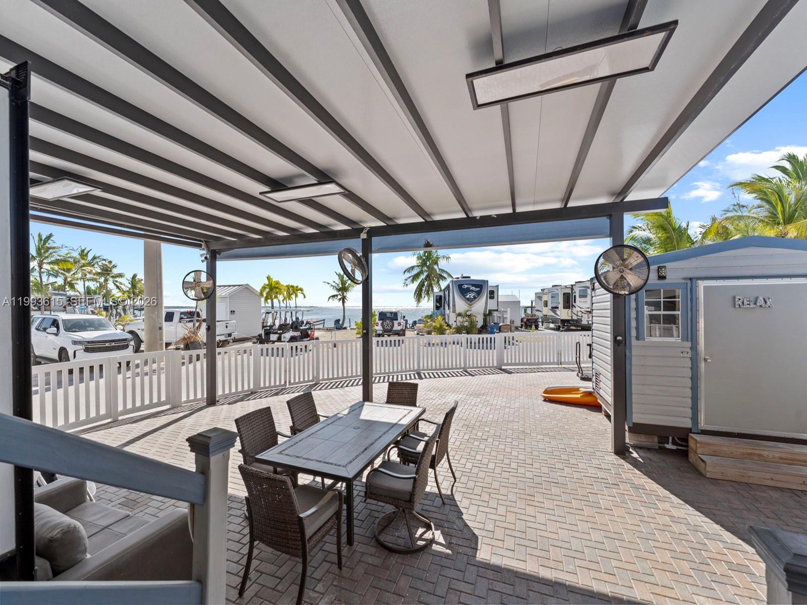 CALUSA CAMPGROUND - Residential