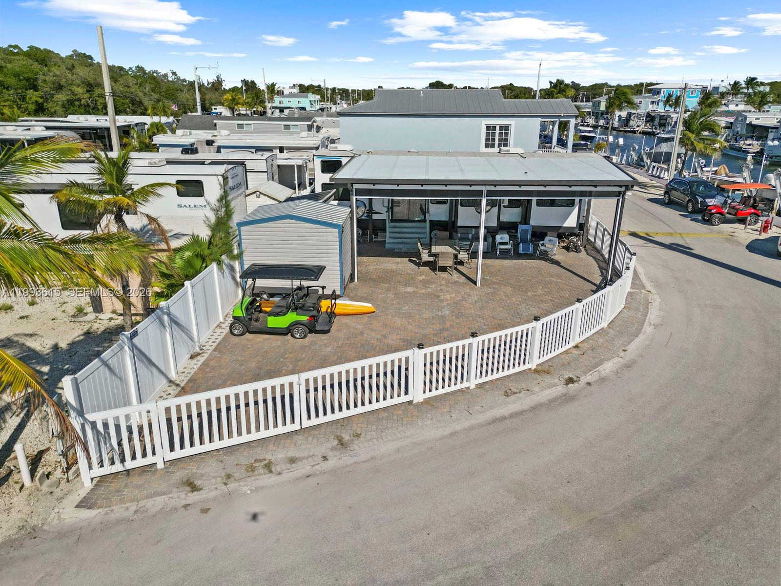 CALUSA CAMPGROUND - Residential