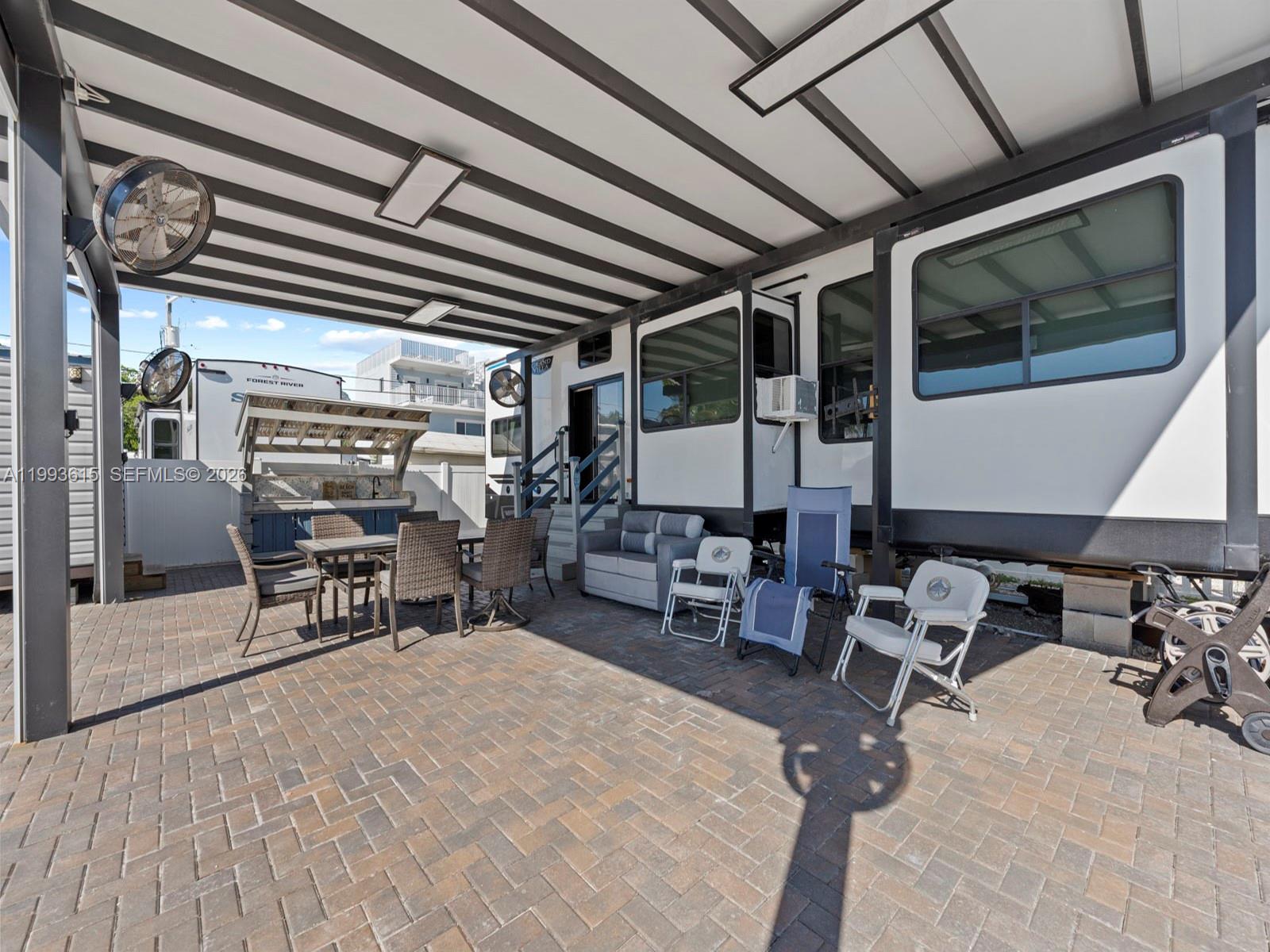 CALUSA CAMPGROUND - Residential