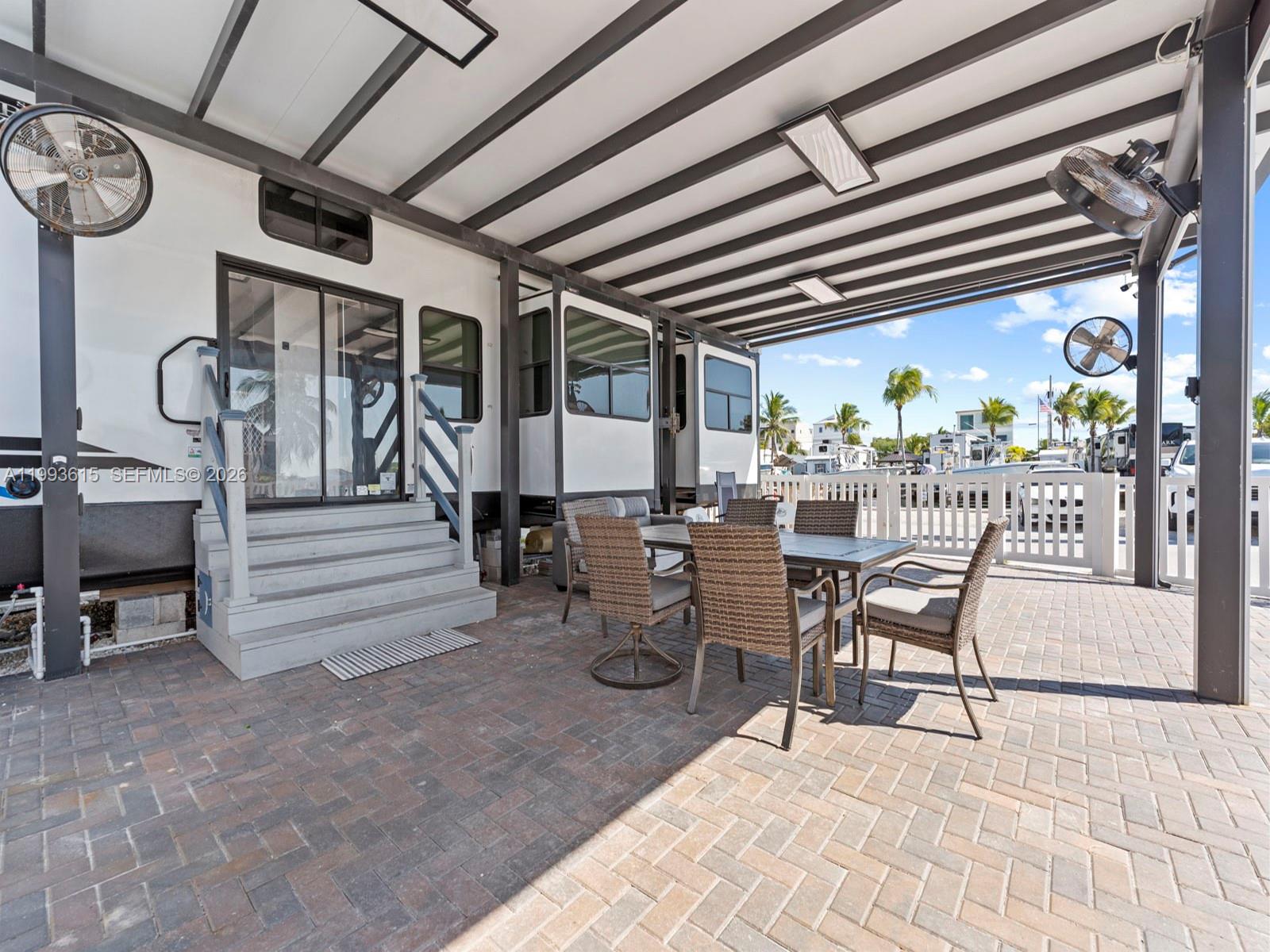 CALUSA CAMPGROUND - Residential