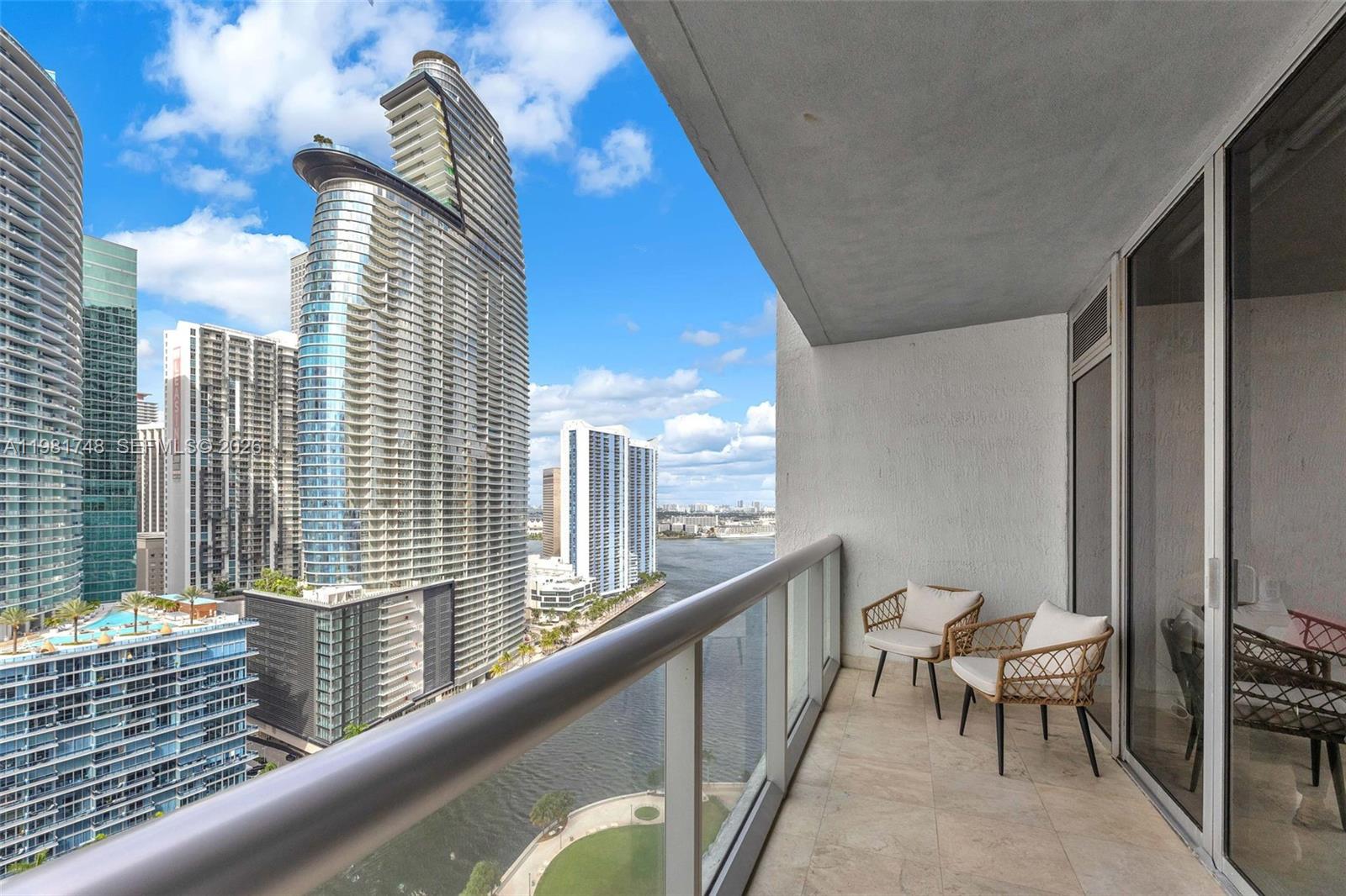 ICON BRICKELL CONDO NO 3 - Residential