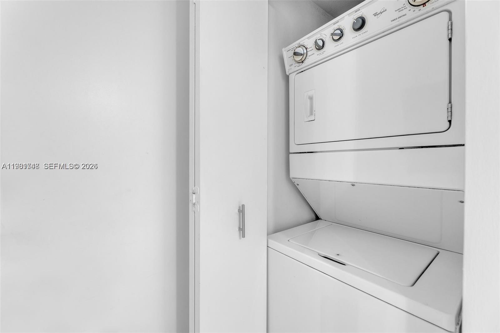 ICON BRICKELL CONDO NO 3 - Residential