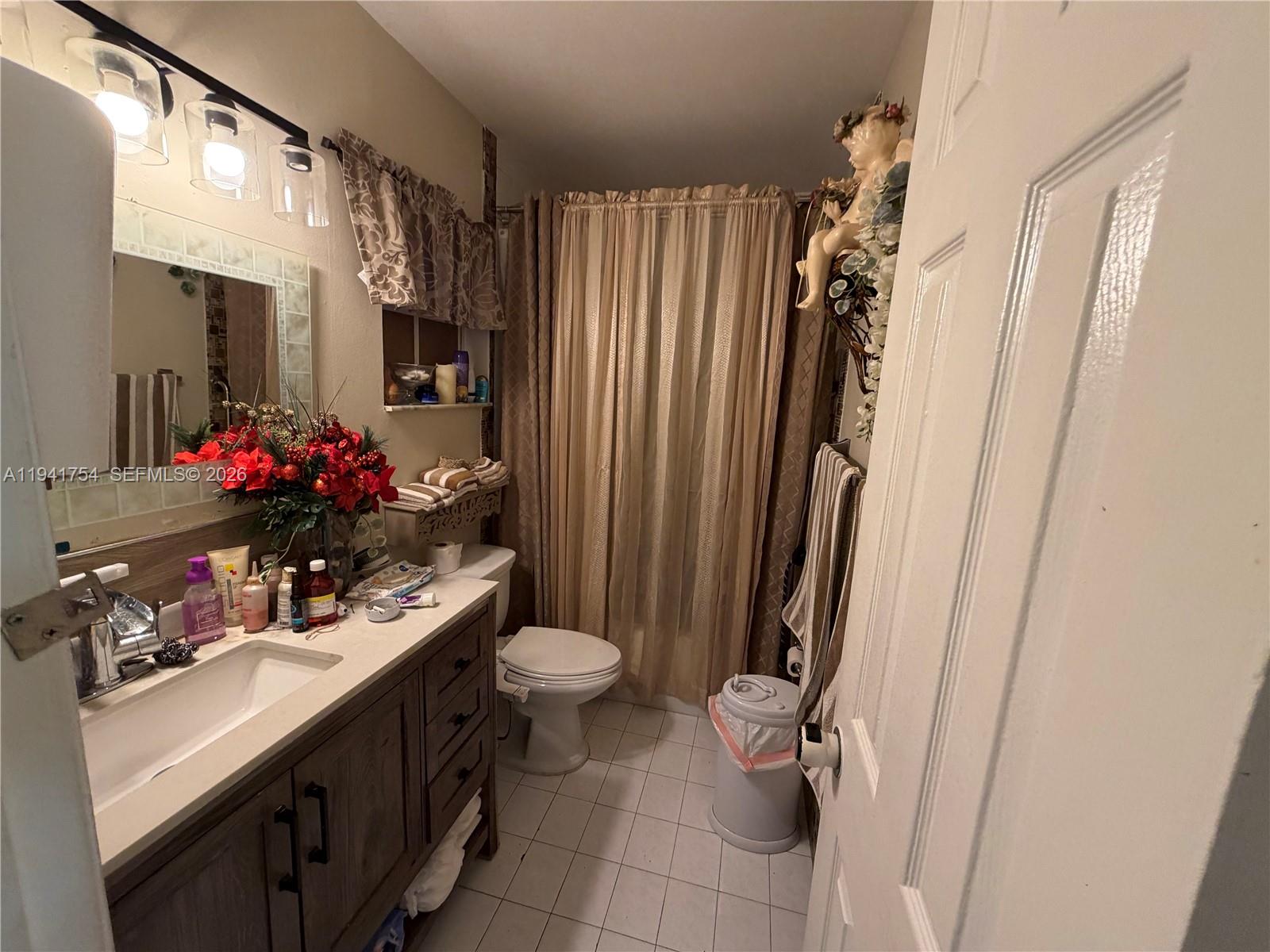 SHOMA HOMES AT TAMIAMI II - Residential