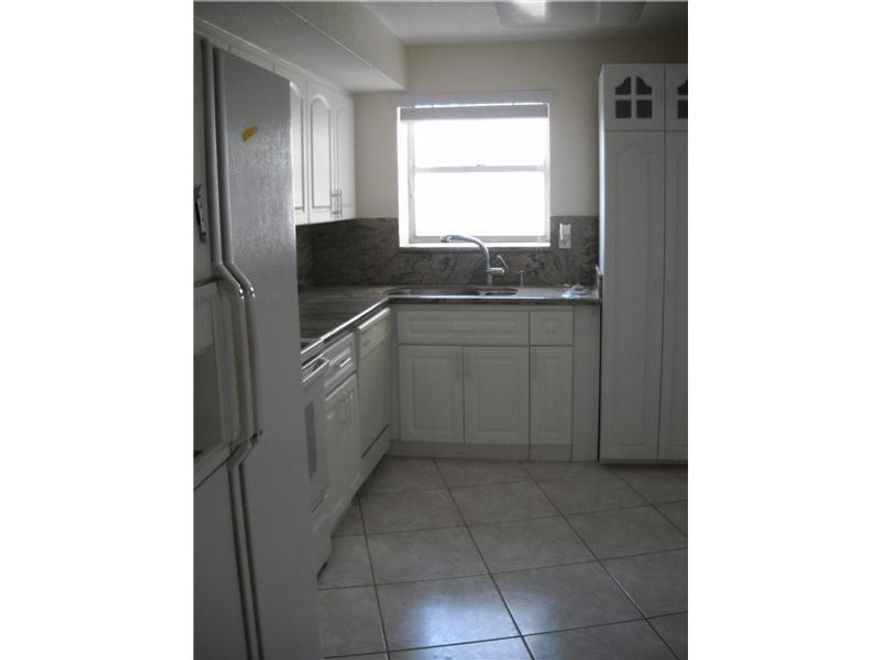 Gorgeous 2 beds and 2 bath, corner unit, completely tiled, bathrooms and kitchen remodeled. Immaculate conditions. The building is in the ocean side. Amenities incl: 24 hs security, valet parking, pool facing the ocean, gym and sauna. Covered parking spac e. Building is no pets. Building says min credit score 600