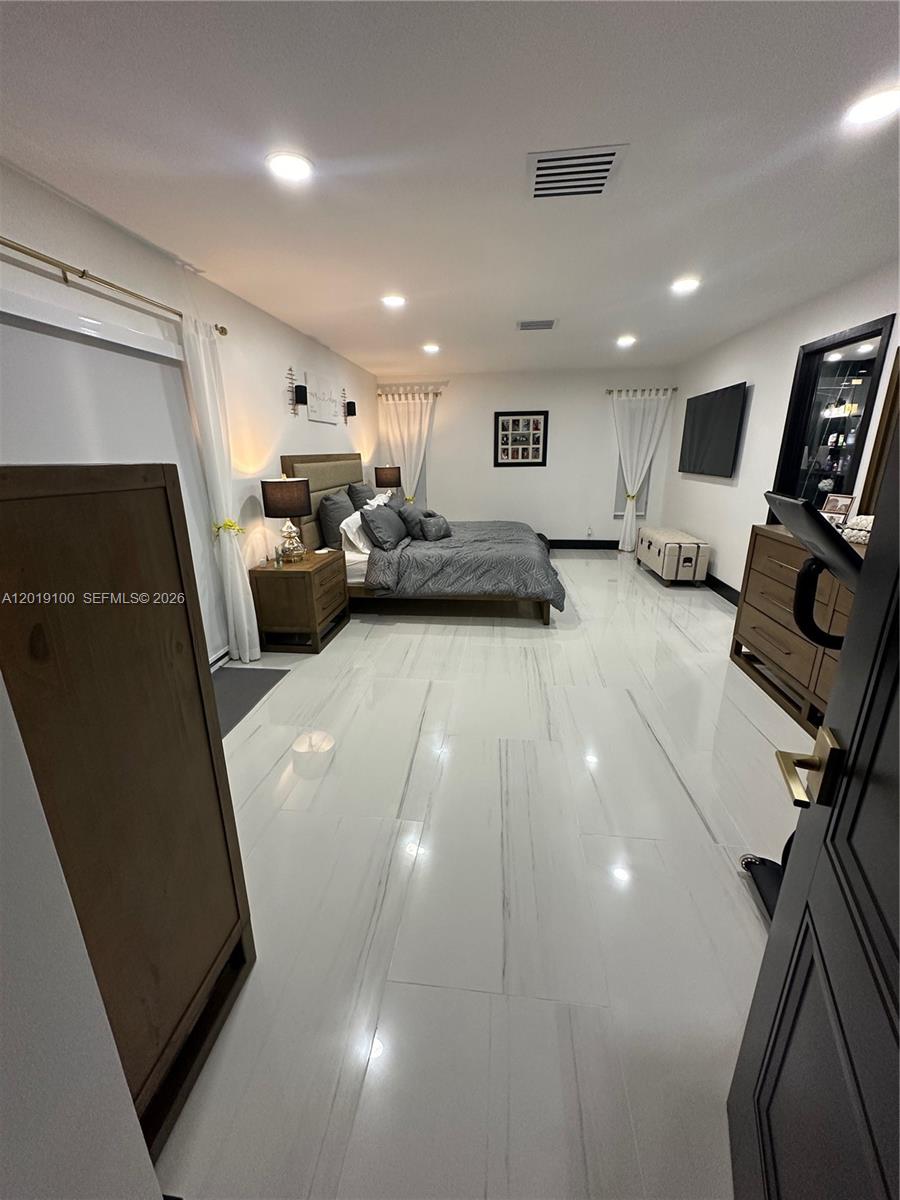 FLA FRUIT LANDS CO SUB NO - Residential
