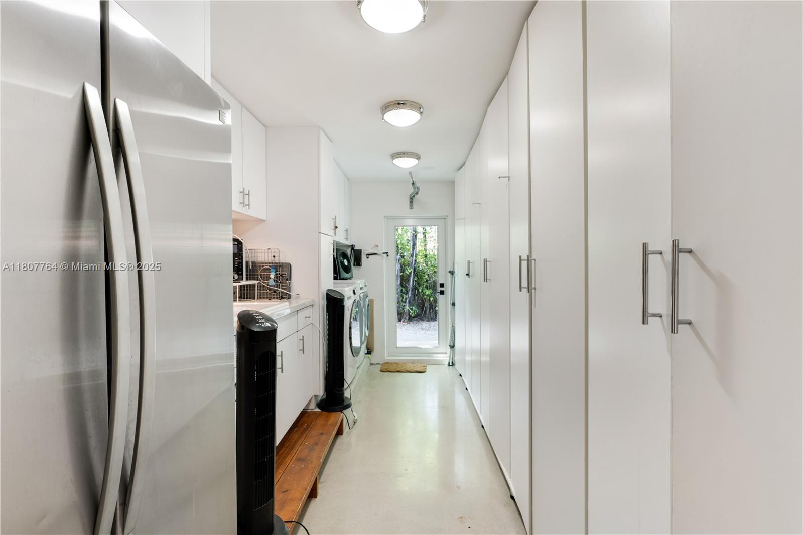 CAPE FLA SUB SEC 2 - Residential Lease