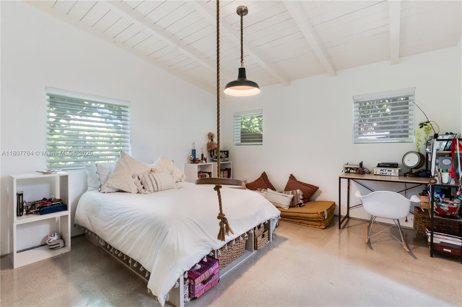 CAPE FLA SUB SEC 2 - Residential Lease