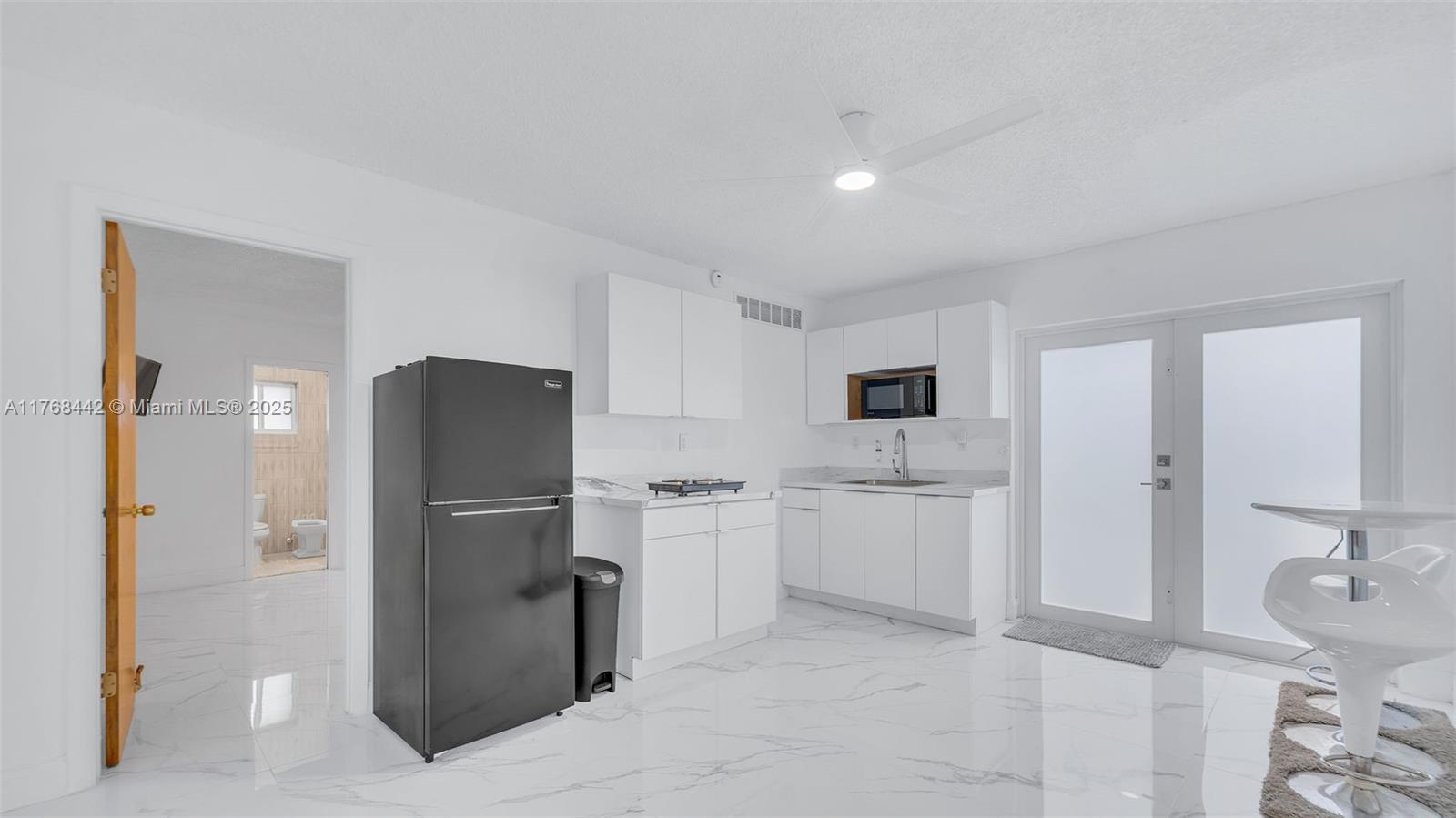 Rental Property at 3333 Sw 1st St 2, Miami, Broward County, Florida - Bedrooms: 1 
Bathrooms: 1  - $1,800 MO.