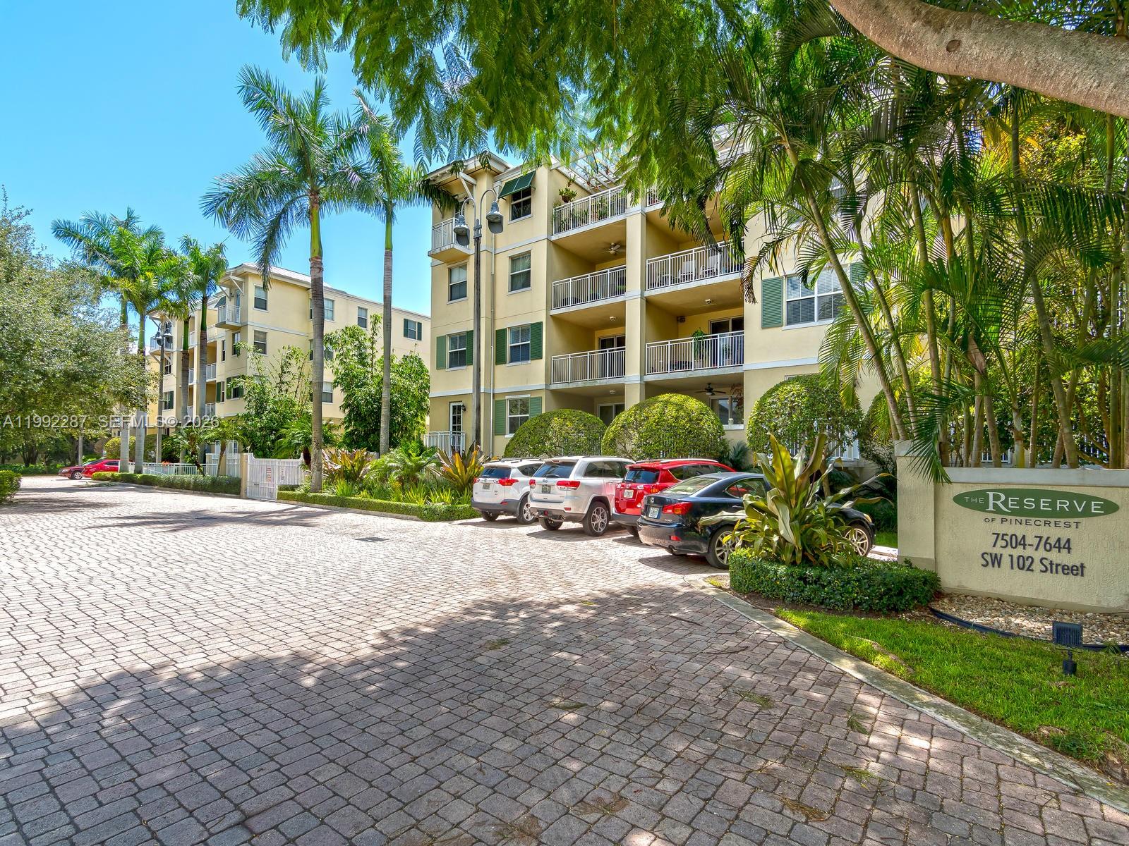 THE RESERVE OF PINECREST - Residential