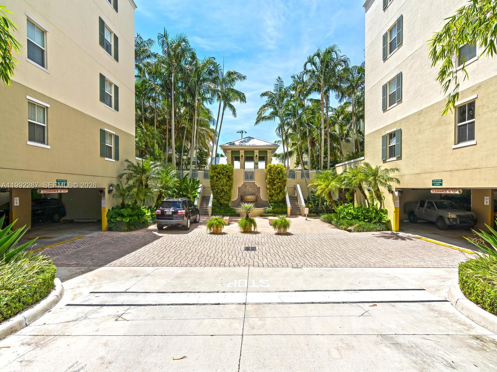 THE RESERVE OF PINECREST - Residential