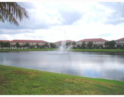 SPACIOUS TOWNHOUSE, 3BEDROOM 2.5 BATHROOM, GRANITE COUNTER TOPS. STAINLESS STEEL APPLIANCES,
VERTICAL BLINDS, TILE FLOOR, GATED COMMUNITY, PLAYGROUND, SWIMMING POOL, AND MORE. UNIT IS
TENANT OCCUPIED UNTIL MARCH 31, 2016, SHOWN BY APPOINMENT ONLY. ALLOW 24 HOURS NOTICE.