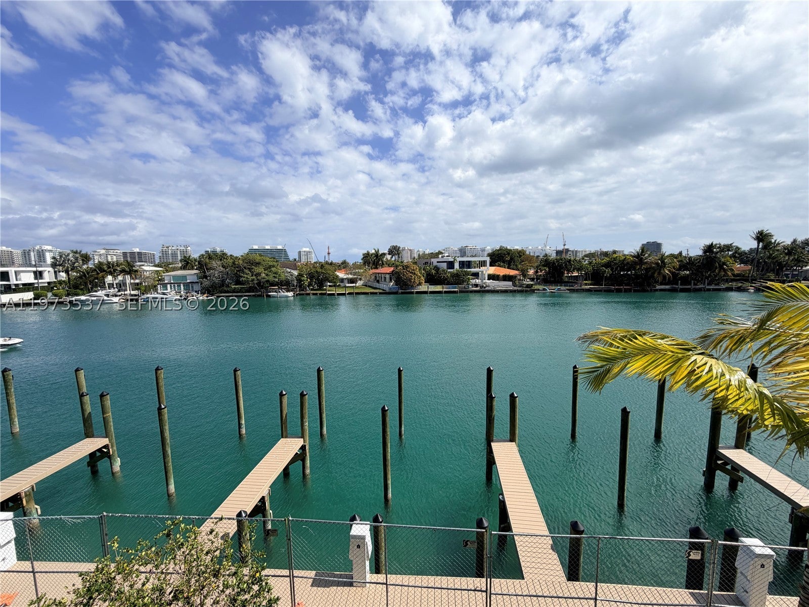 9221 E Bay Harbor Dr 309
