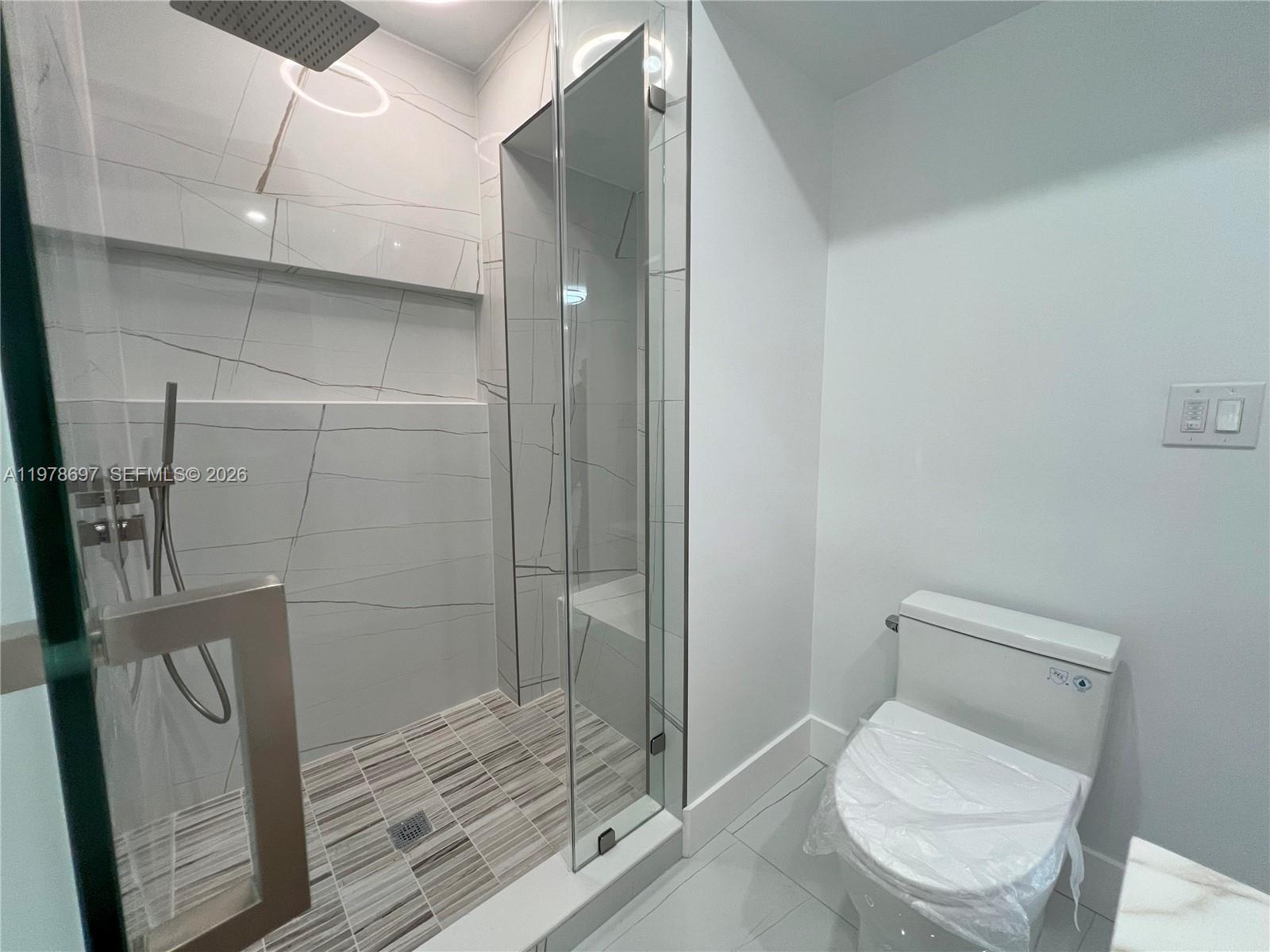 SNAPPER VILLAGE PHASE I S - Residential Lease