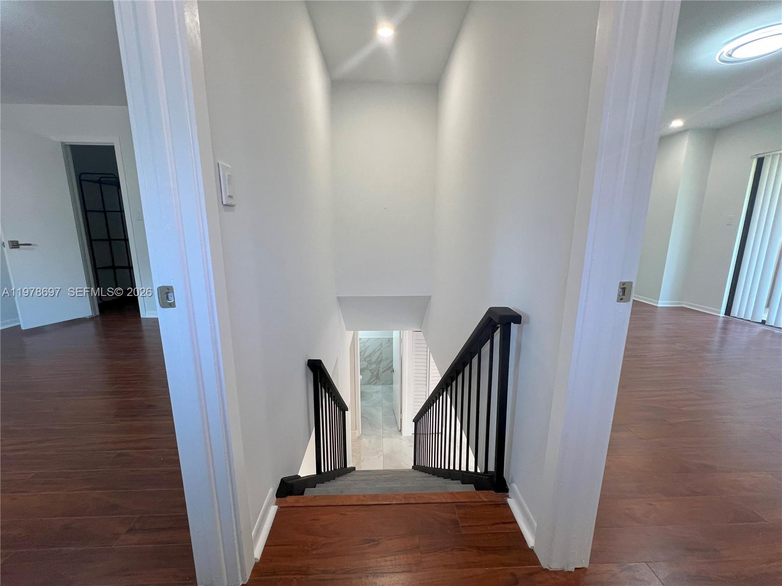 SNAPPER VILLAGE PHASE I S - Residential Lease