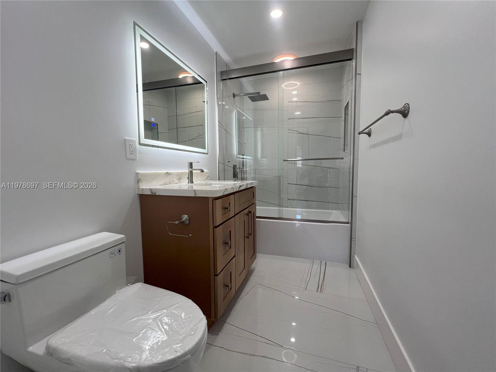 SNAPPER VILLAGE PHASE I S - Residential Lease