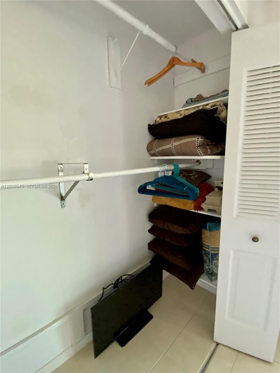 DORCHESTER CONDO - Residential