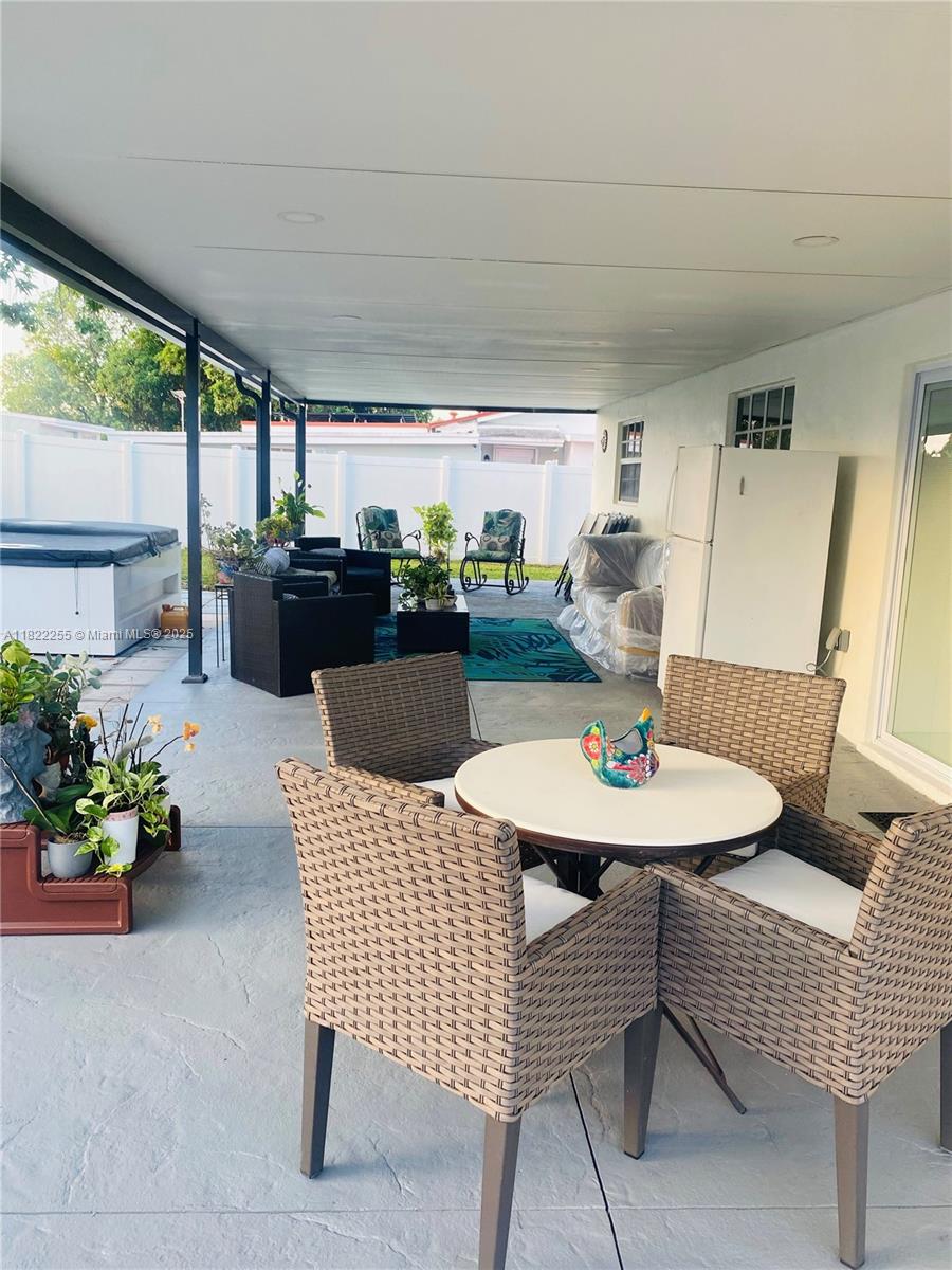 LESLIE ESTATES SEC 11 - Residential