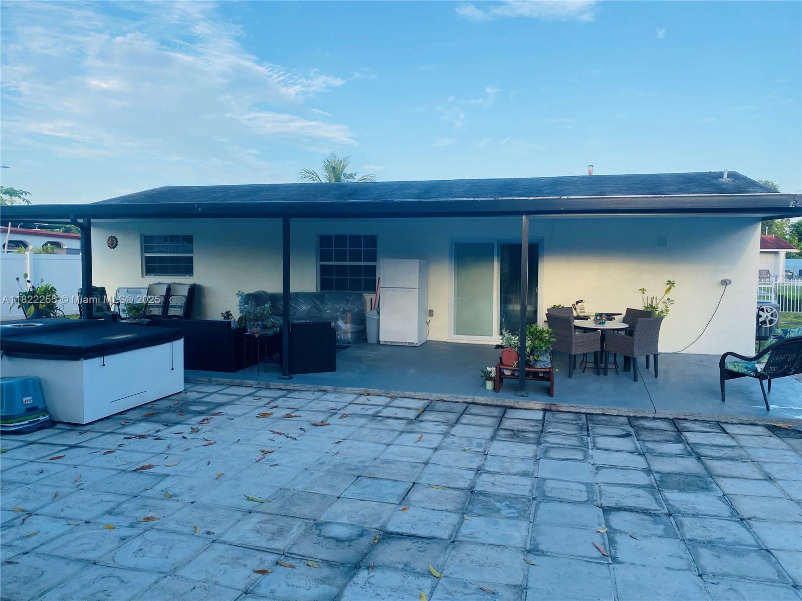 LESLIE ESTATES SEC 11 - Residential