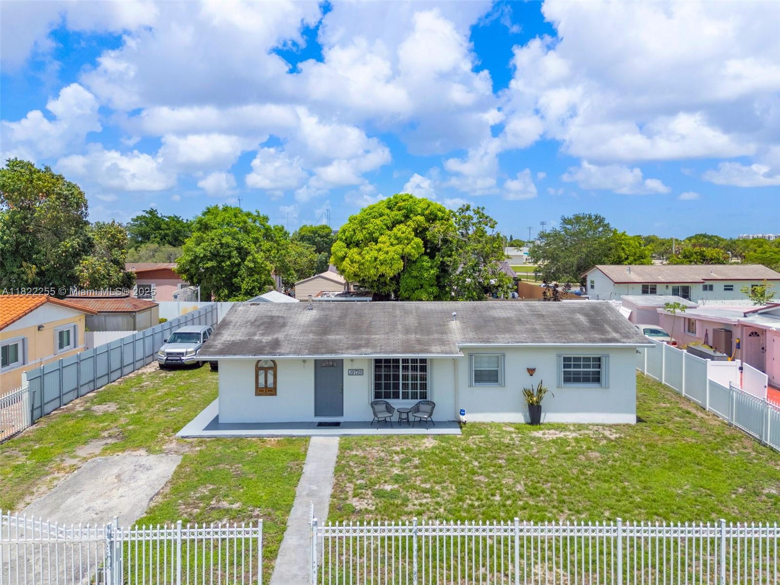 LESLIE ESTATES SEC 11 - Residential