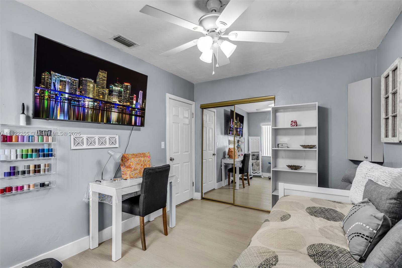 LESLIE ESTATES SEC 11 - Residential
