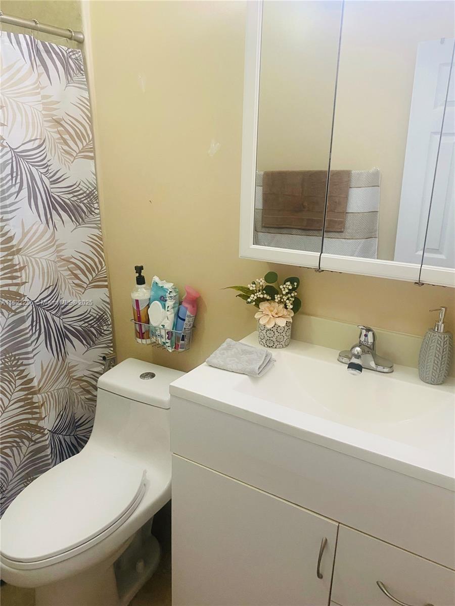 LESLIE ESTATES SEC 11 - Residential