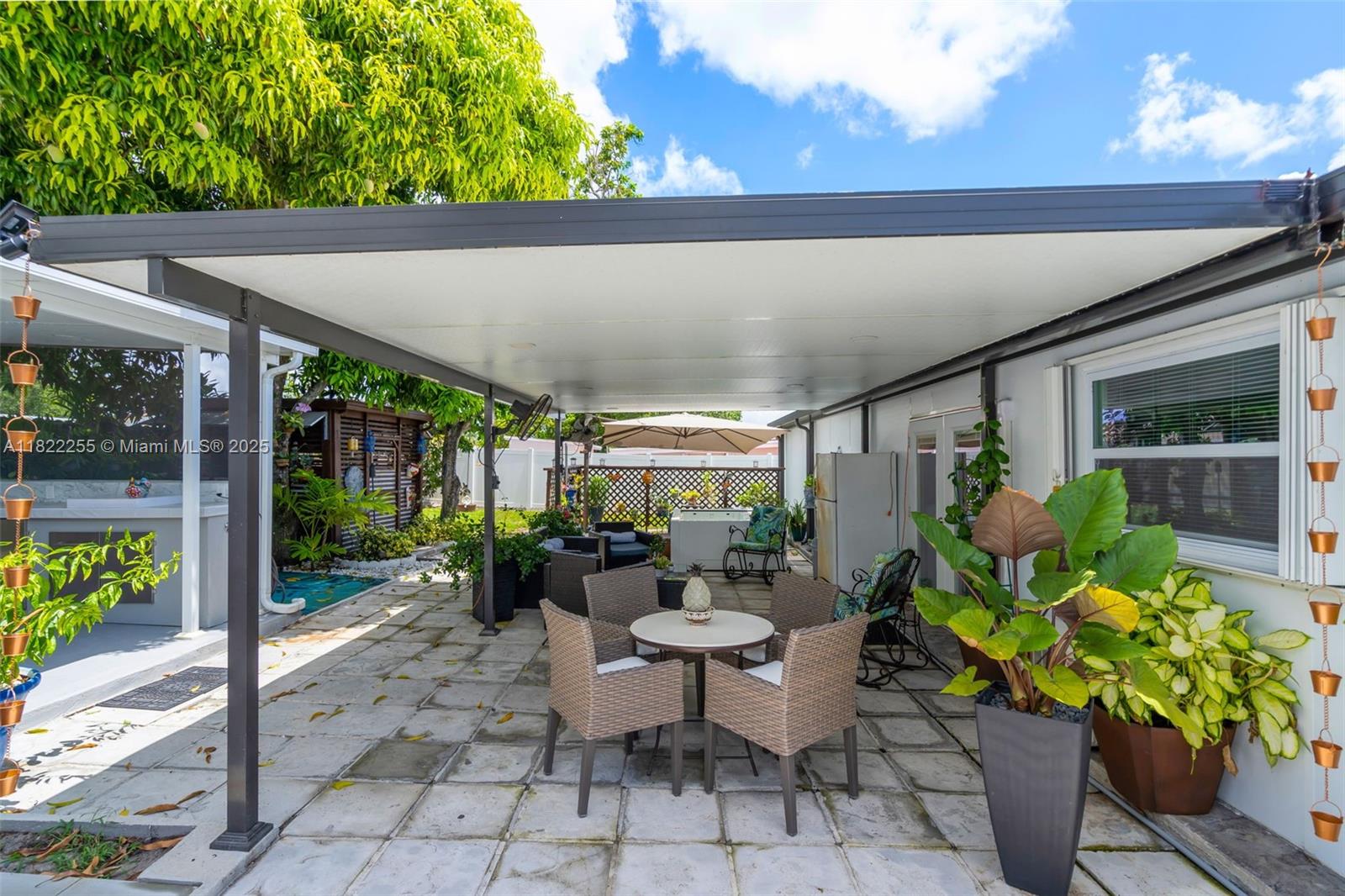 LESLIE ESTATES SEC 11 - Residential