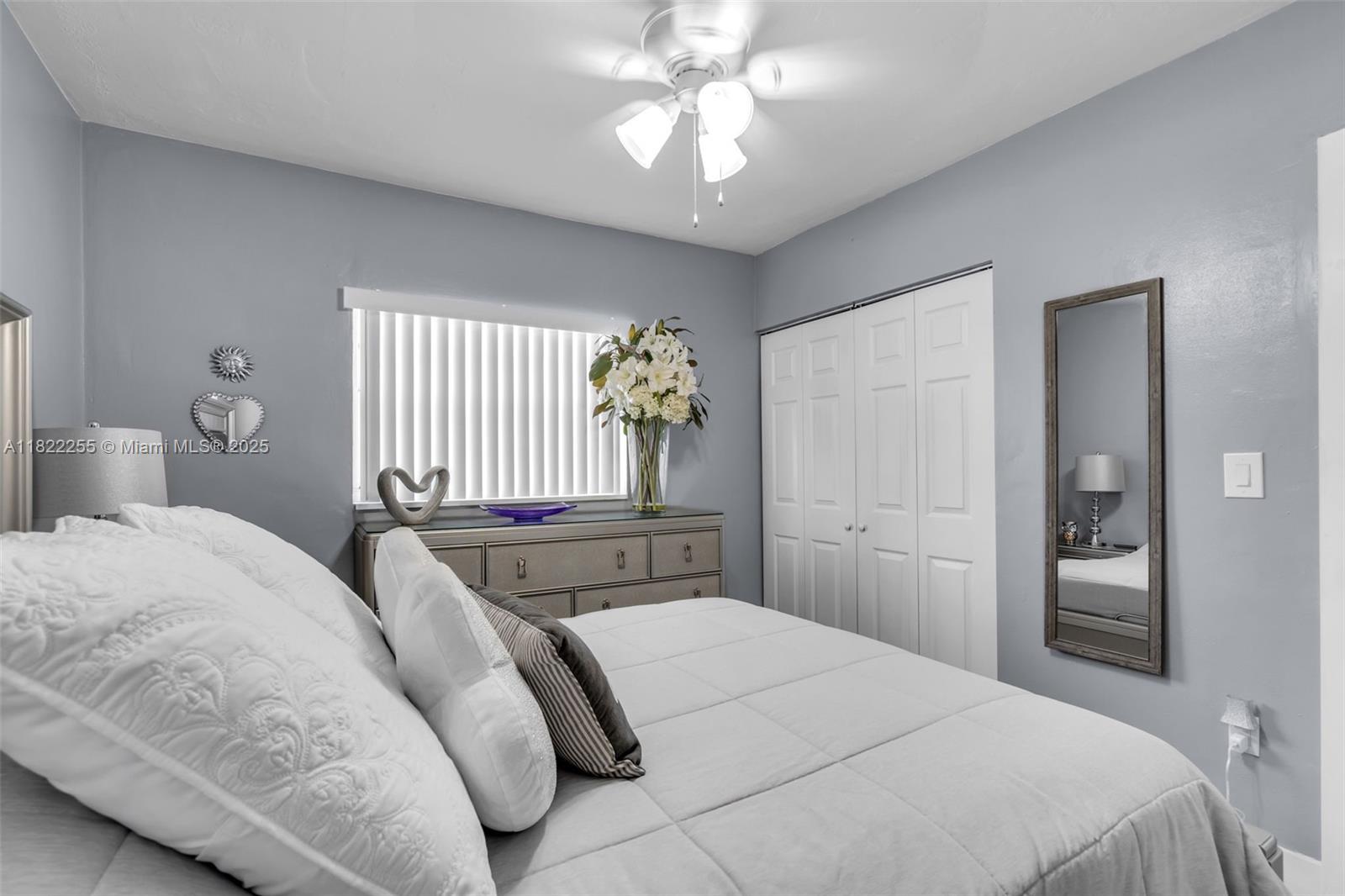 LESLIE ESTATES SEC 11 - Residential