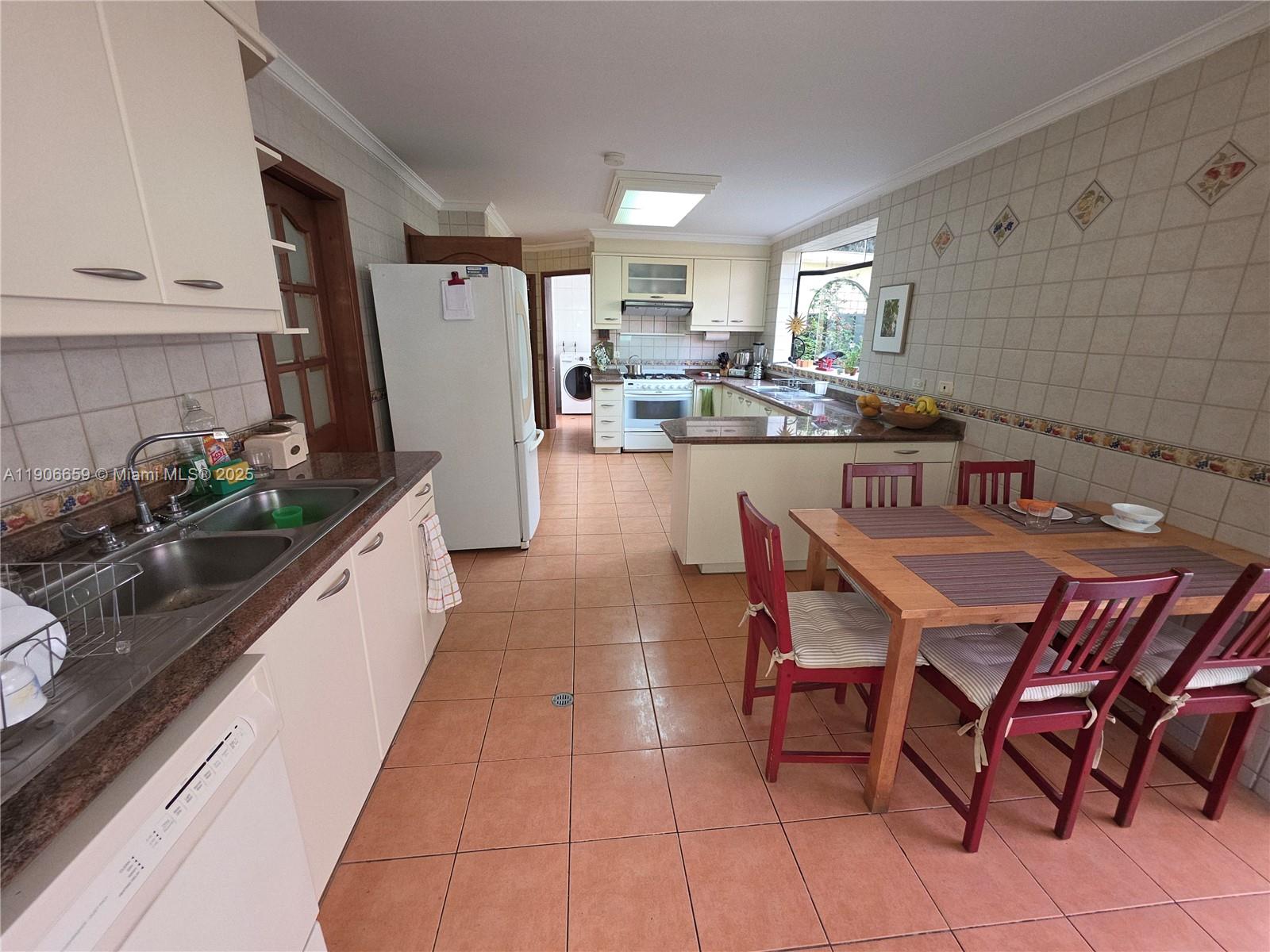 Conjunto Alelies - Residential