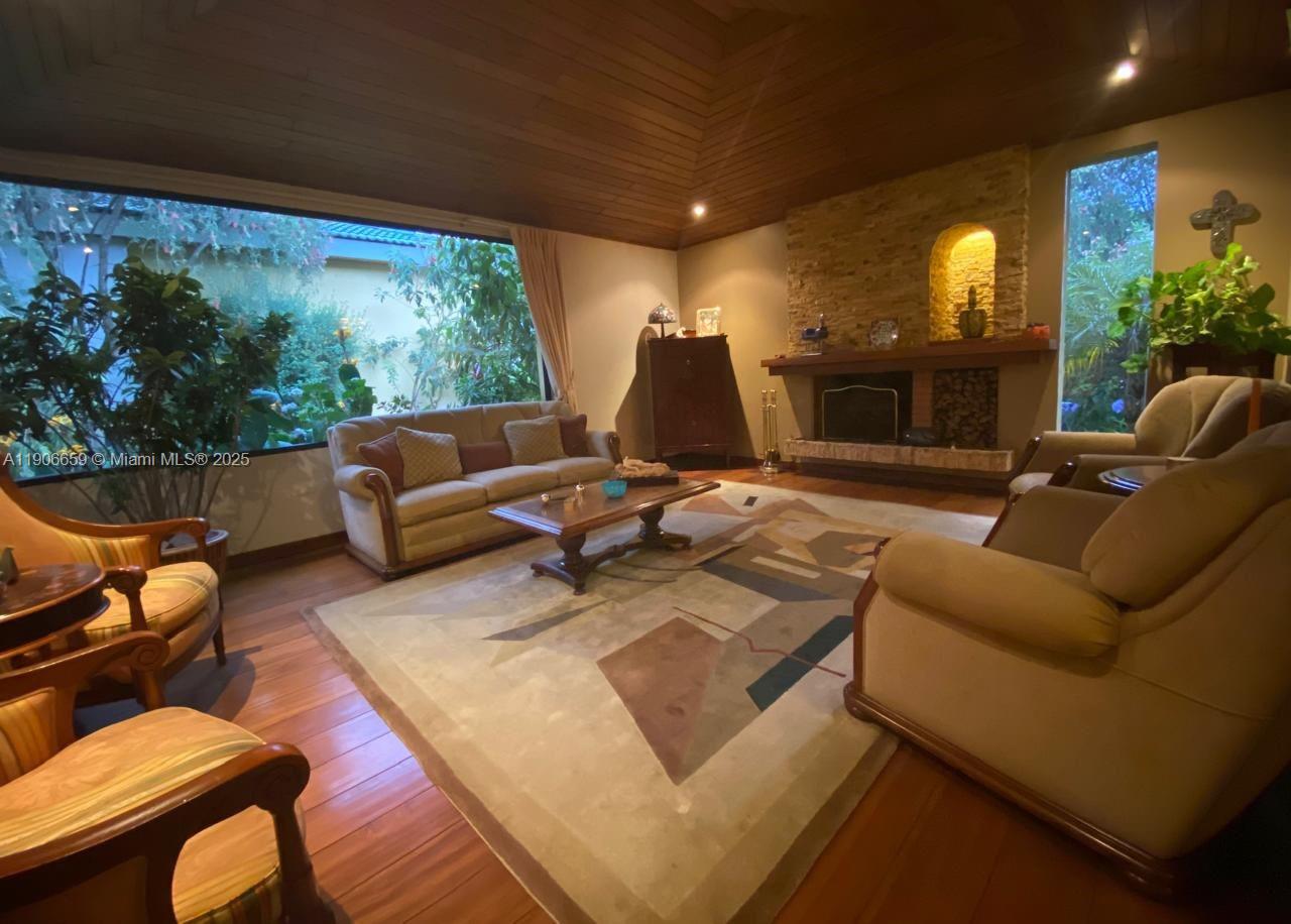 Conjunto Alelies - Residential