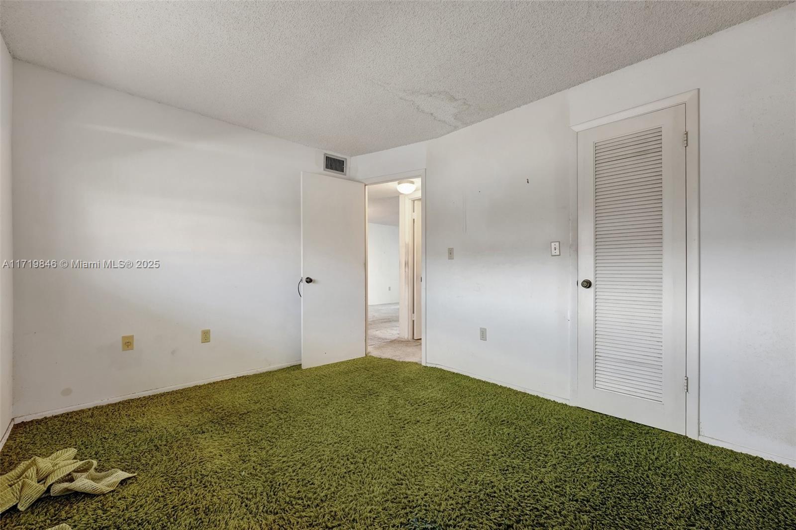 SUNRISE LAKES 17 CONDO - Residential