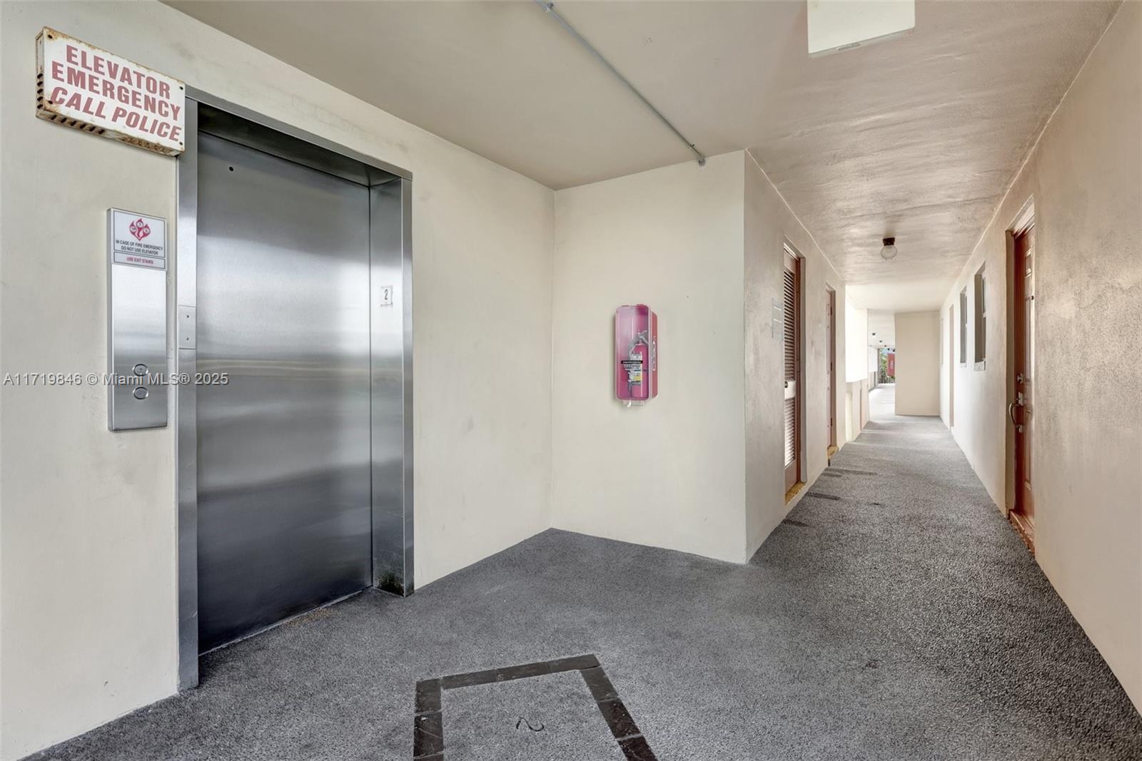 SUNRISE LAKES 17 CONDO - Residential