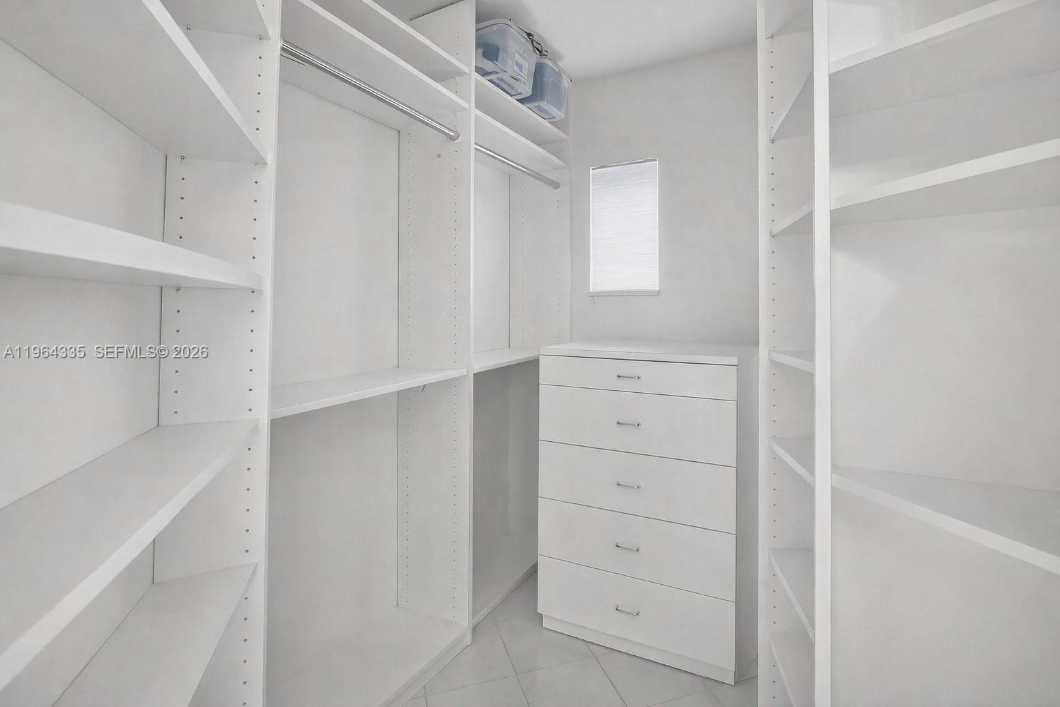 WILLIAMS ISLAND - Residential