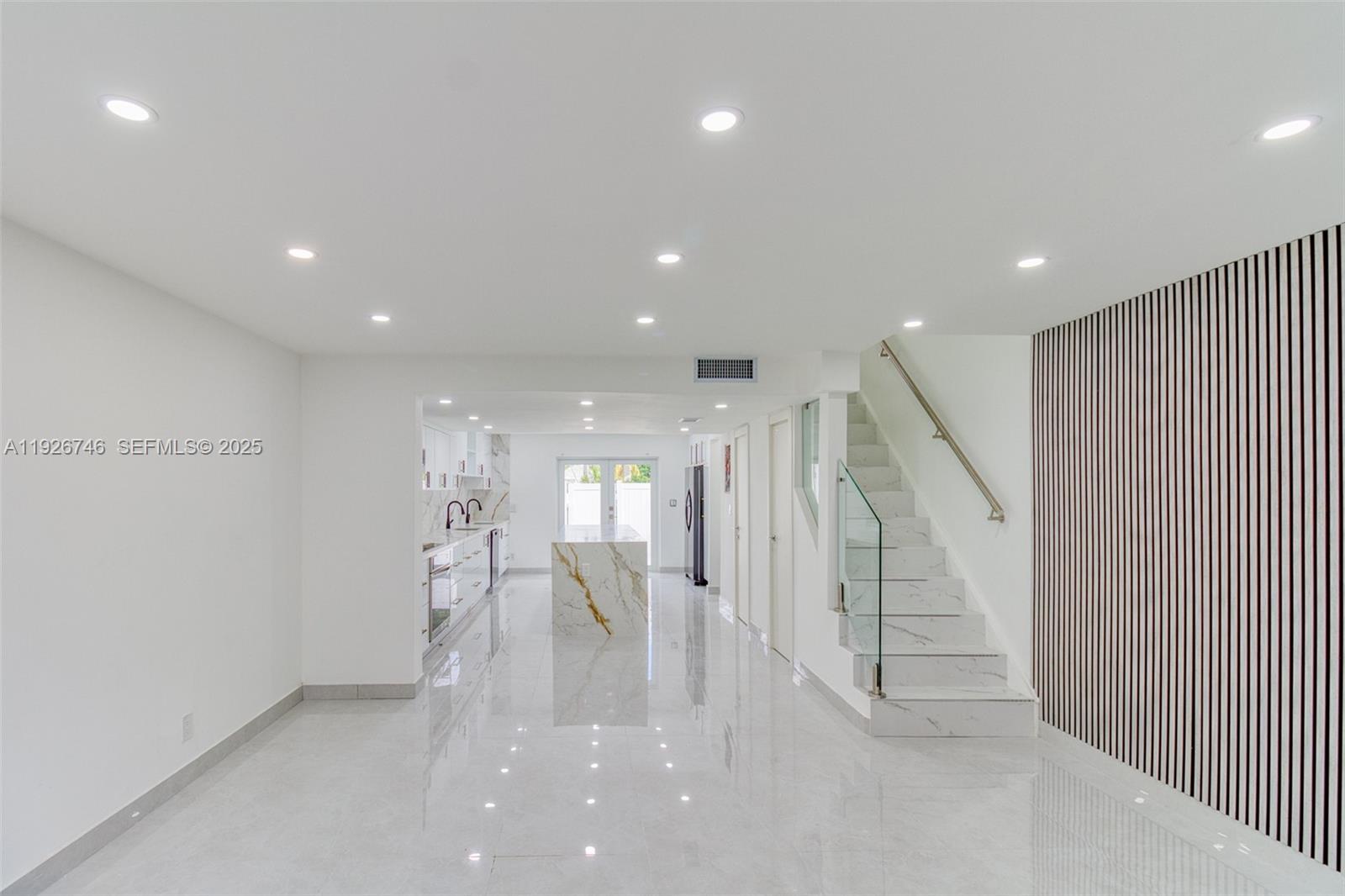 VILLAGE TOWNHOUSES NO TWO - Residential Lease